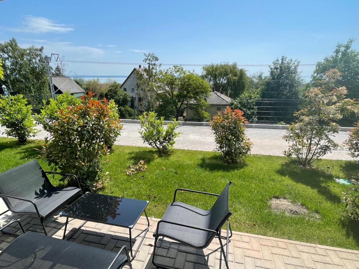 Panorama Superior Apartments - Pool, Garden, Parking Balatonalmádi Zewnętrze zdjęcie