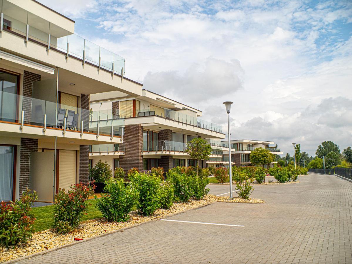 Panorama Superior Apartments - Pool, Garden, Parking Balatonalmádi Zewnętrze zdjęcie