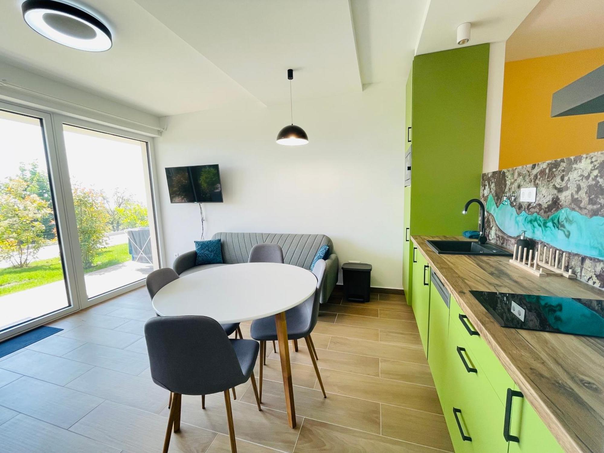 Panorama Superior Apartments - Pool, Garden, Parking Balatonalmádi Zewnętrze zdjęcie