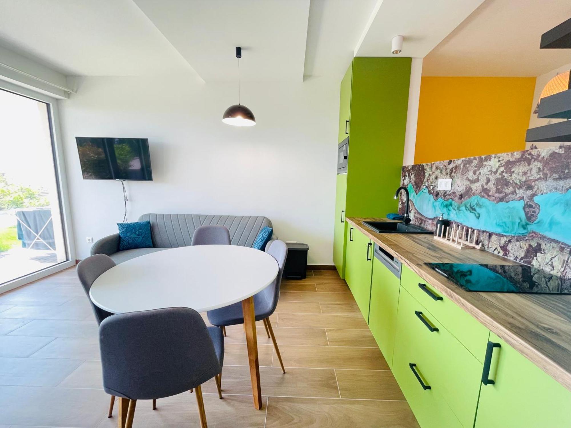 Panorama Superior Apartments - Pool, Garden, Parking Balatonalmádi Zewnętrze zdjęcie